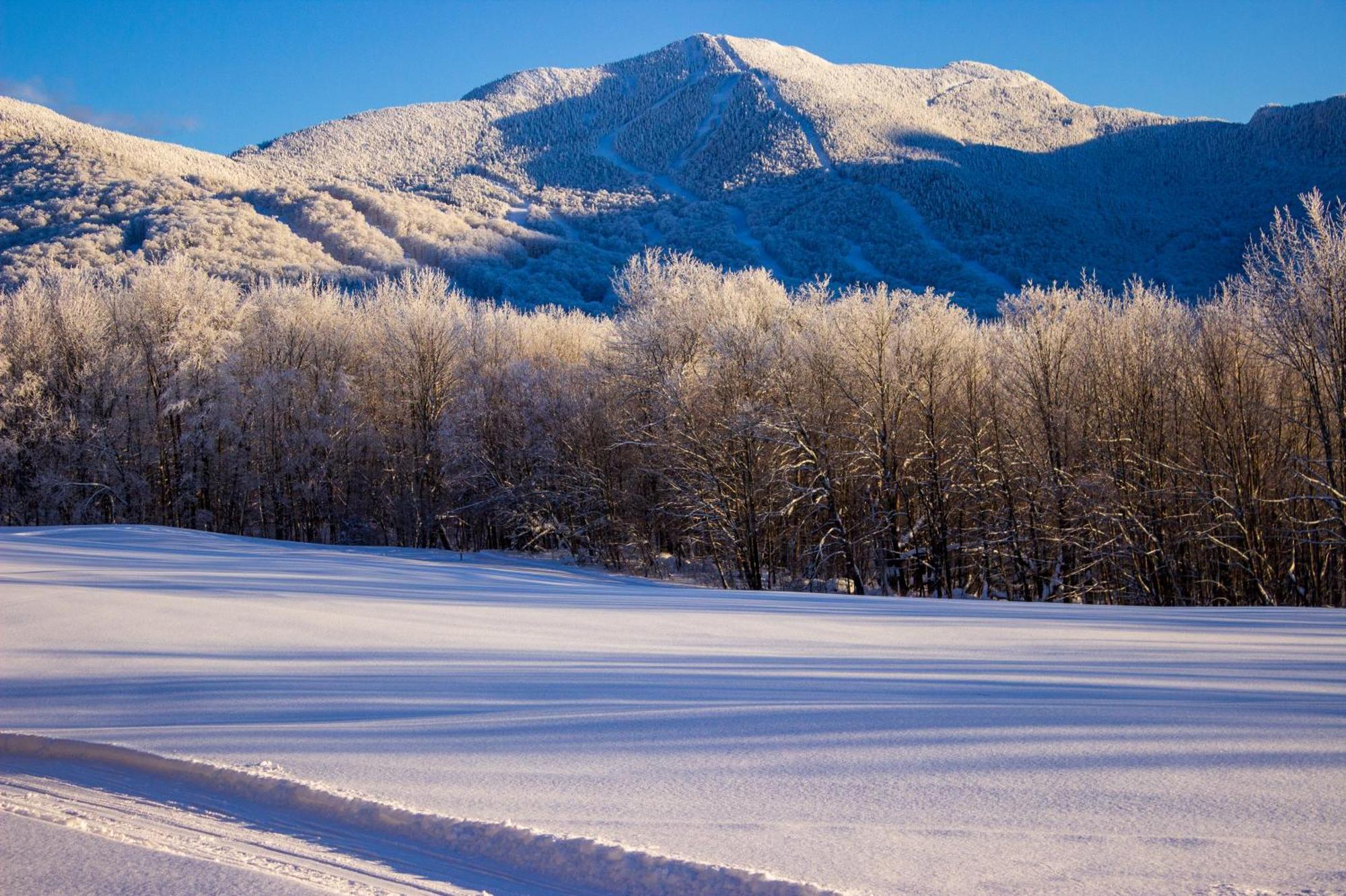 Smugglers' Notch Resort Private Suites Cambridge Exterior photo